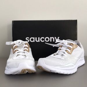 Saucony Kinvara 11 Running Shoe in White w/ Gold